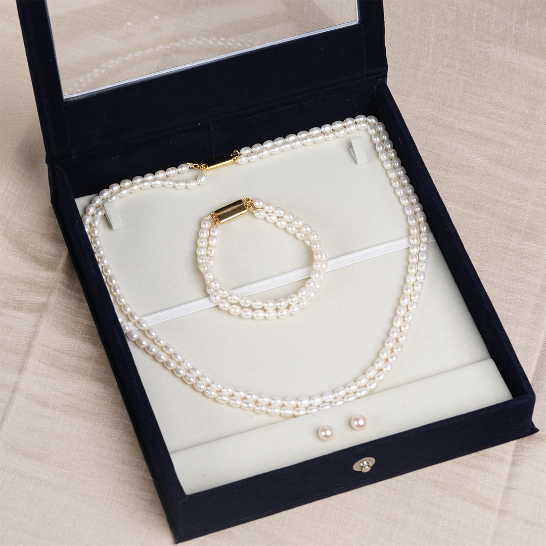 Freshwater Oval shape Pearl Set with Bracelet