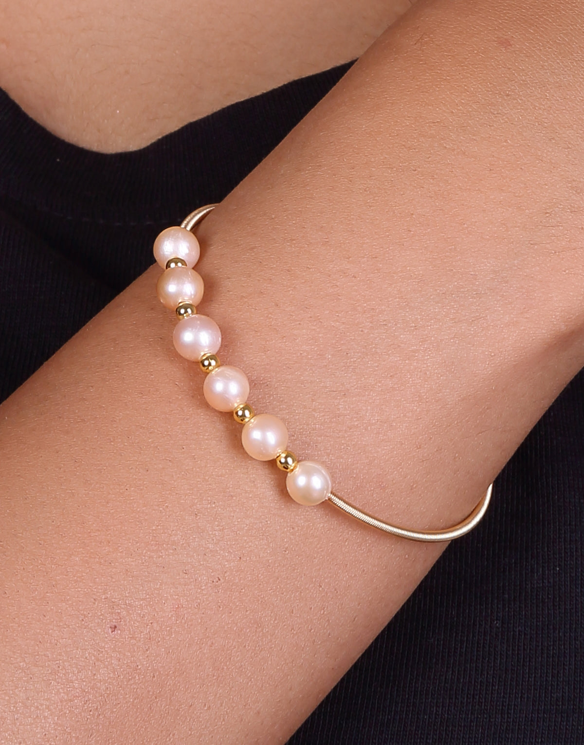Fancy Pink Round Freshwater Pearl Bracelet