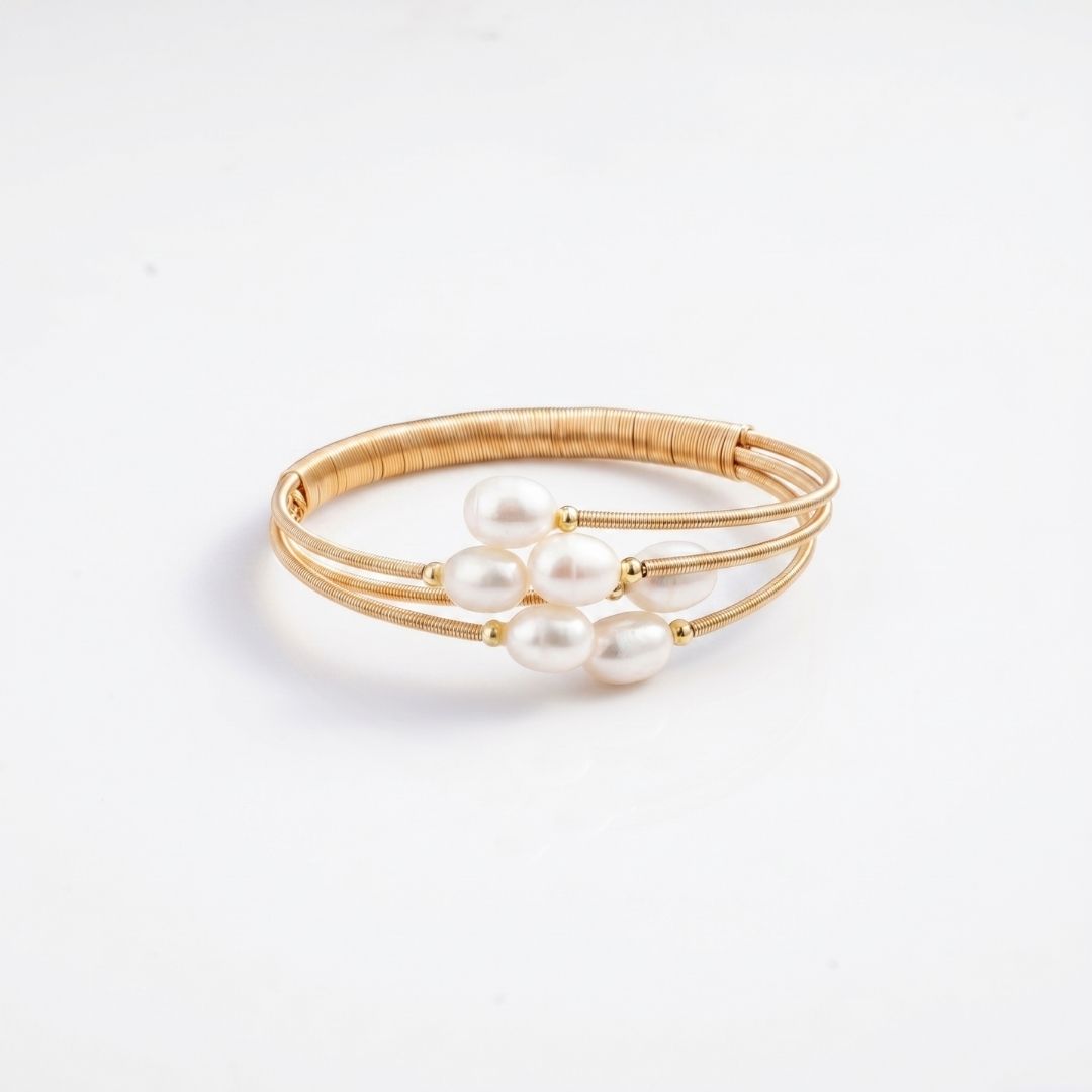 Elegant Multi-Strand Gold-Tone Design Freshwater Pearls Bracelet