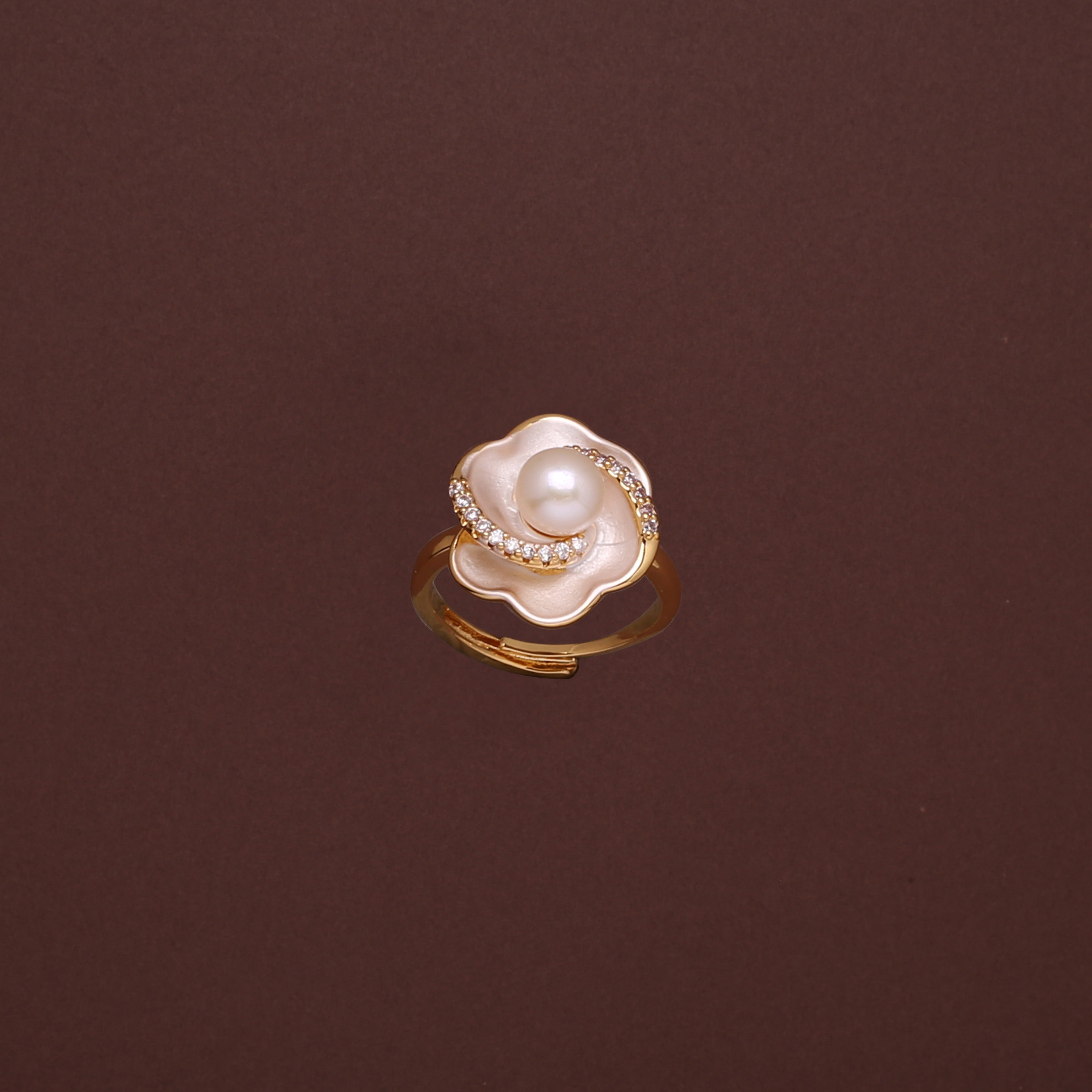 Elegant Floral Freshwater Pearl Ring