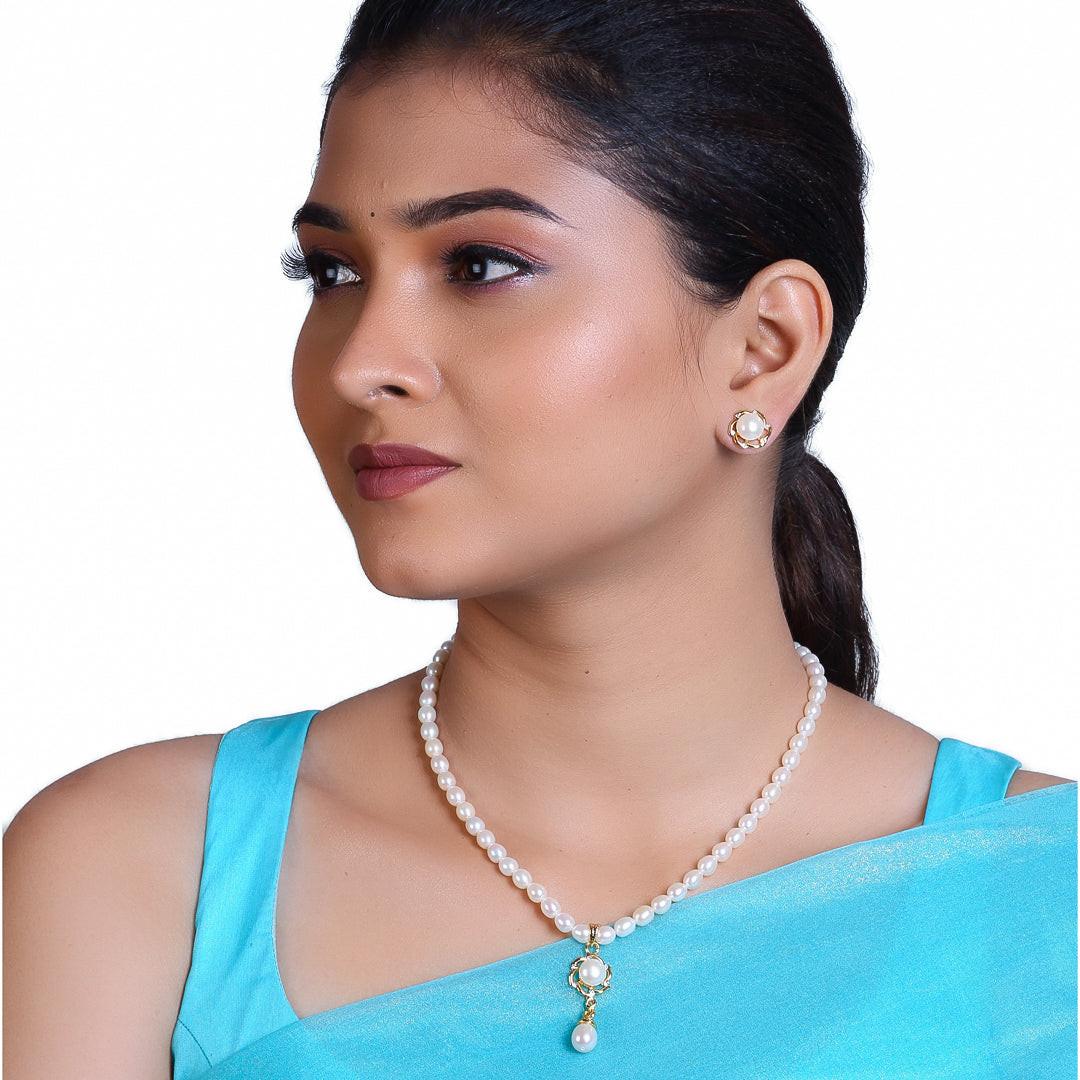 Freshwater Oval Shape Classic White Pearl Set