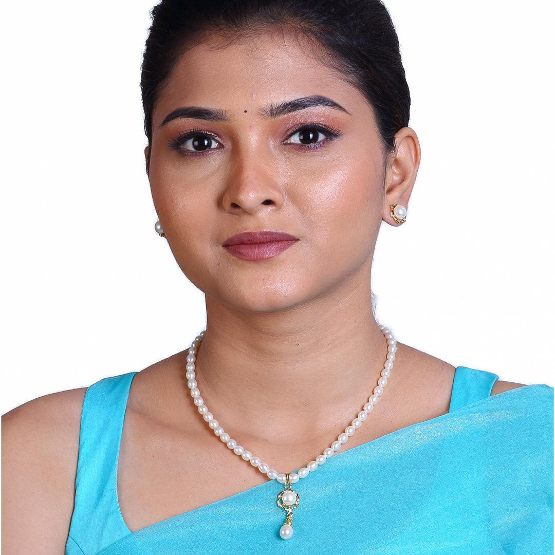 Freshwater Oval Shape Classic White Pearl Set