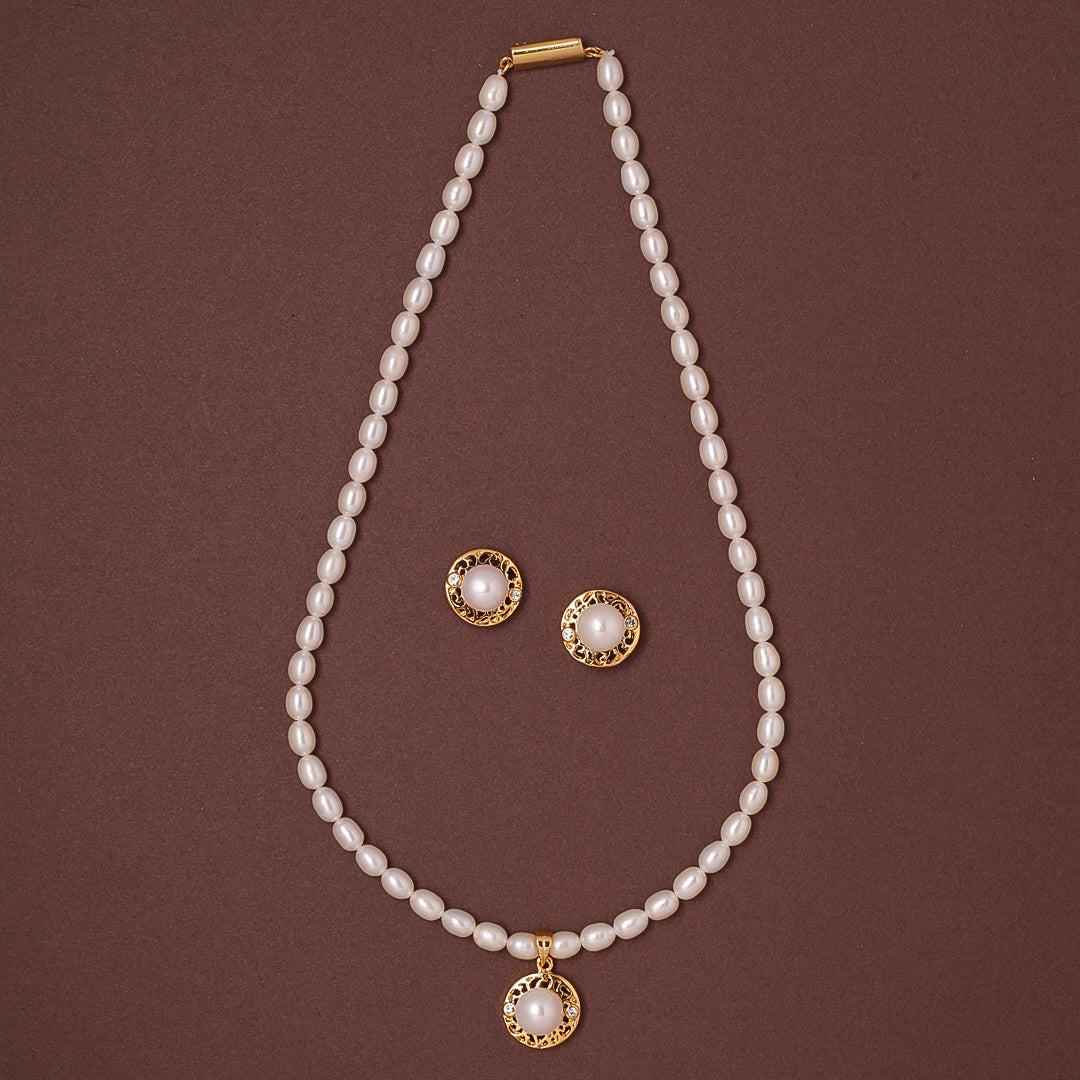 Freshwater Oval Shape Celeste Glow Pearl & Stone Set