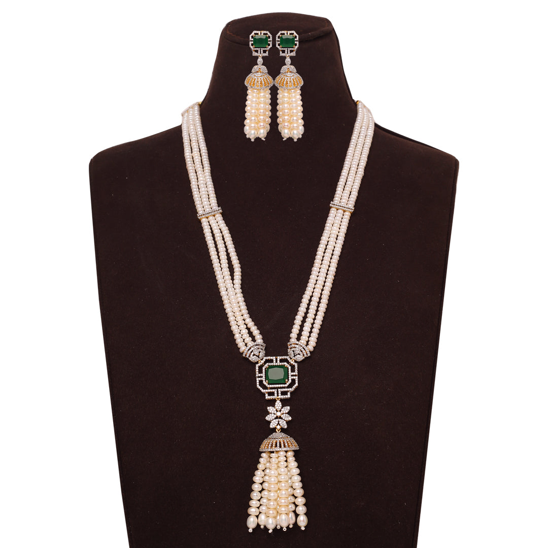 3-Layered White Freshwater Pearl Set with Green Stone Studded Pendant
