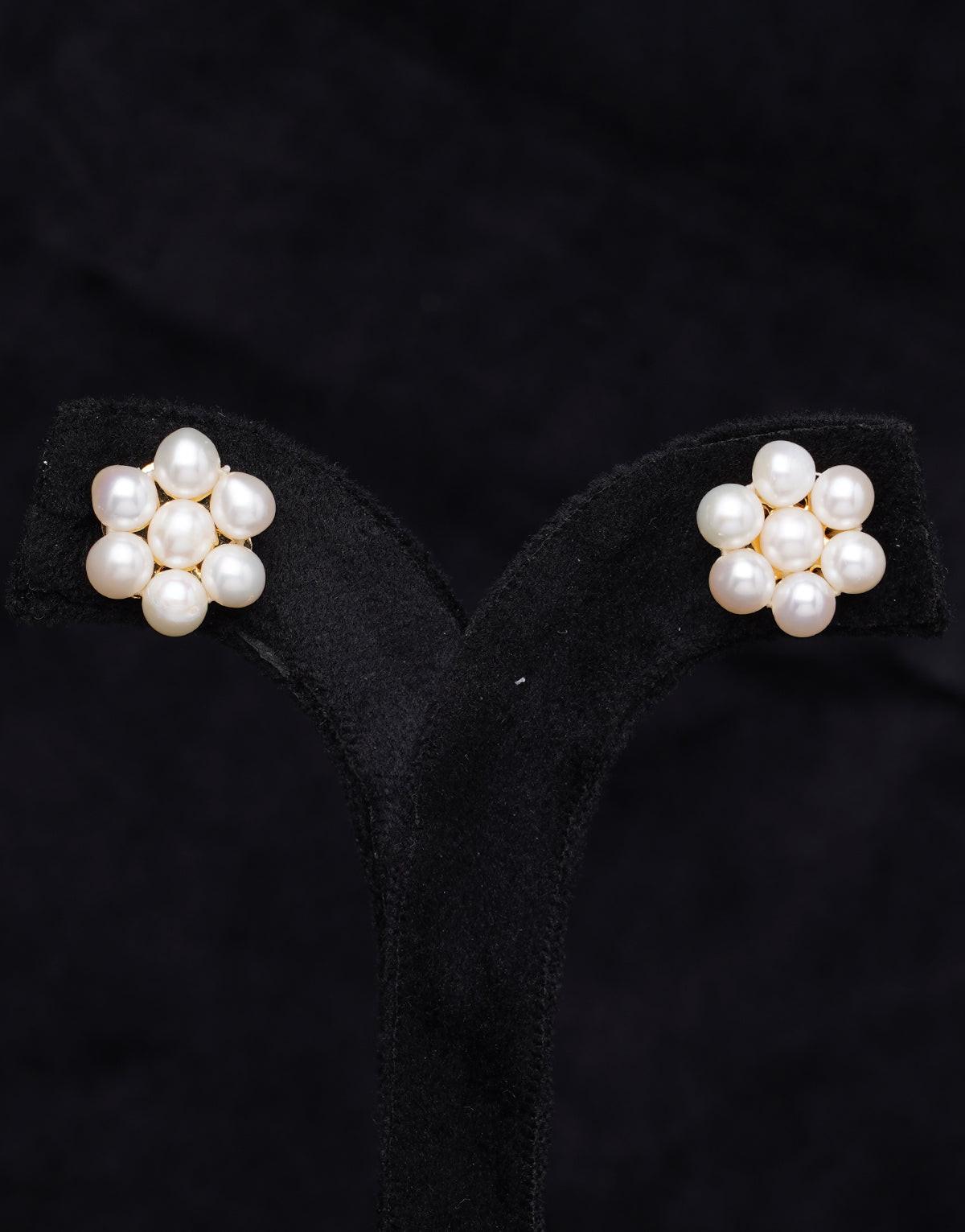 Freshwater Seven Pearl Studded Flower Earring