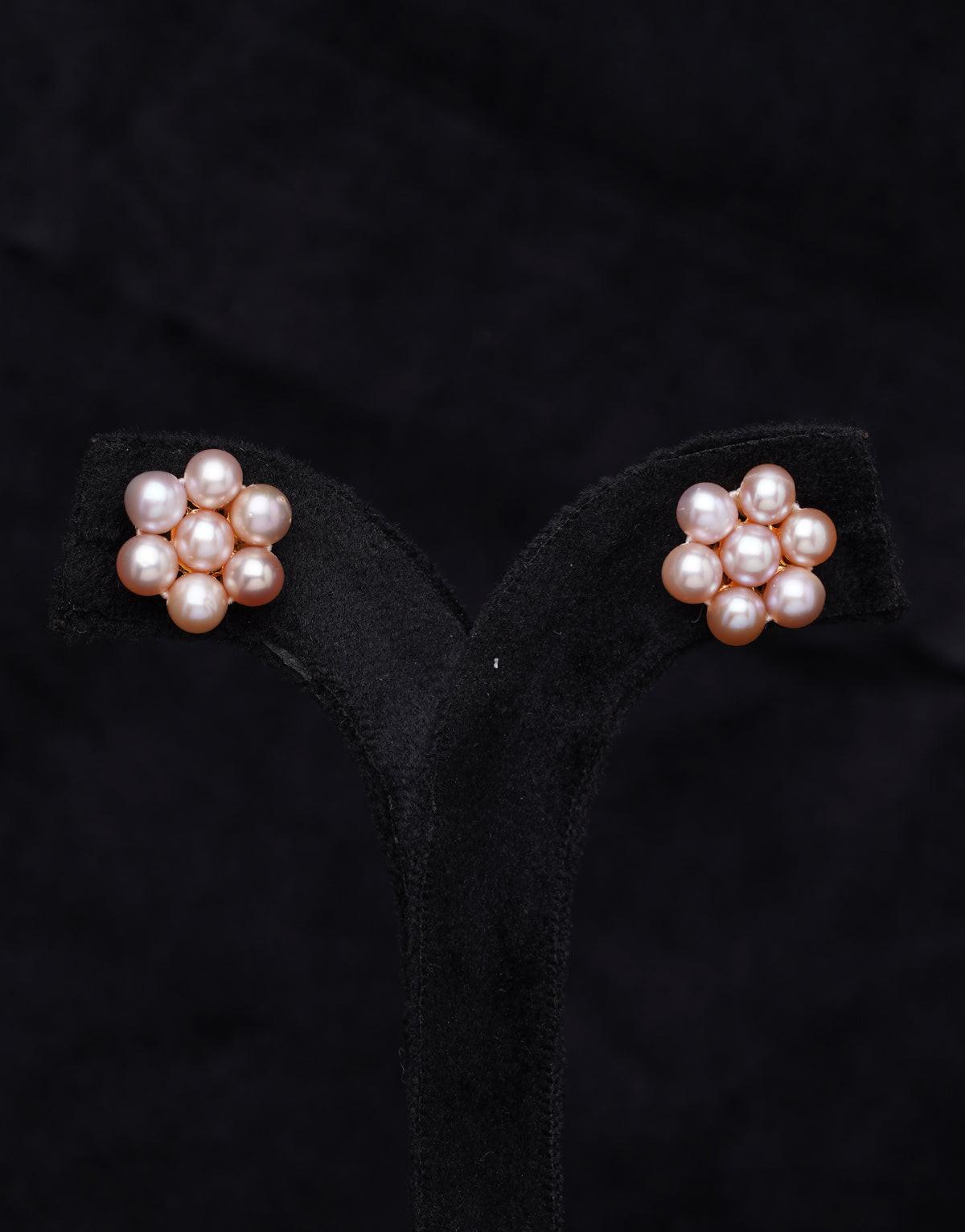 Freshwater Seven Pearl Studded Flower Earring