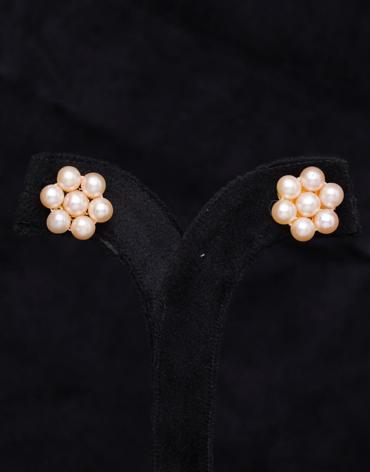 Freshwater Seven Pearl Studded Flower Earring