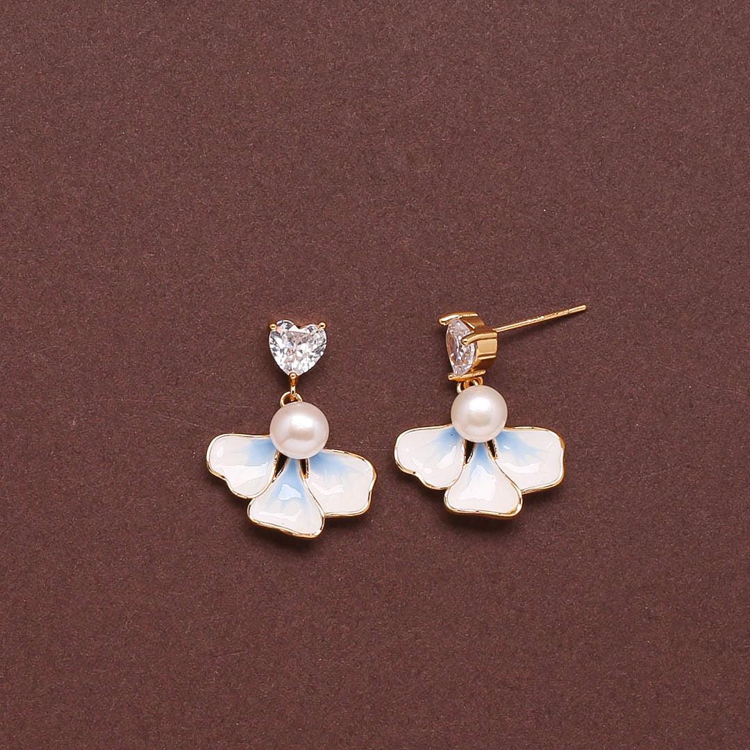 Elysian Diamond Pearl Earrings Freshwater White Pearls