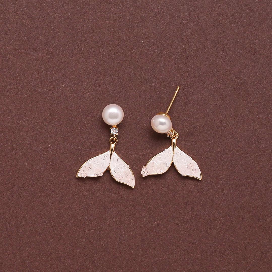 Pearl Dew Leaf Danglers Freshwater White Pearls