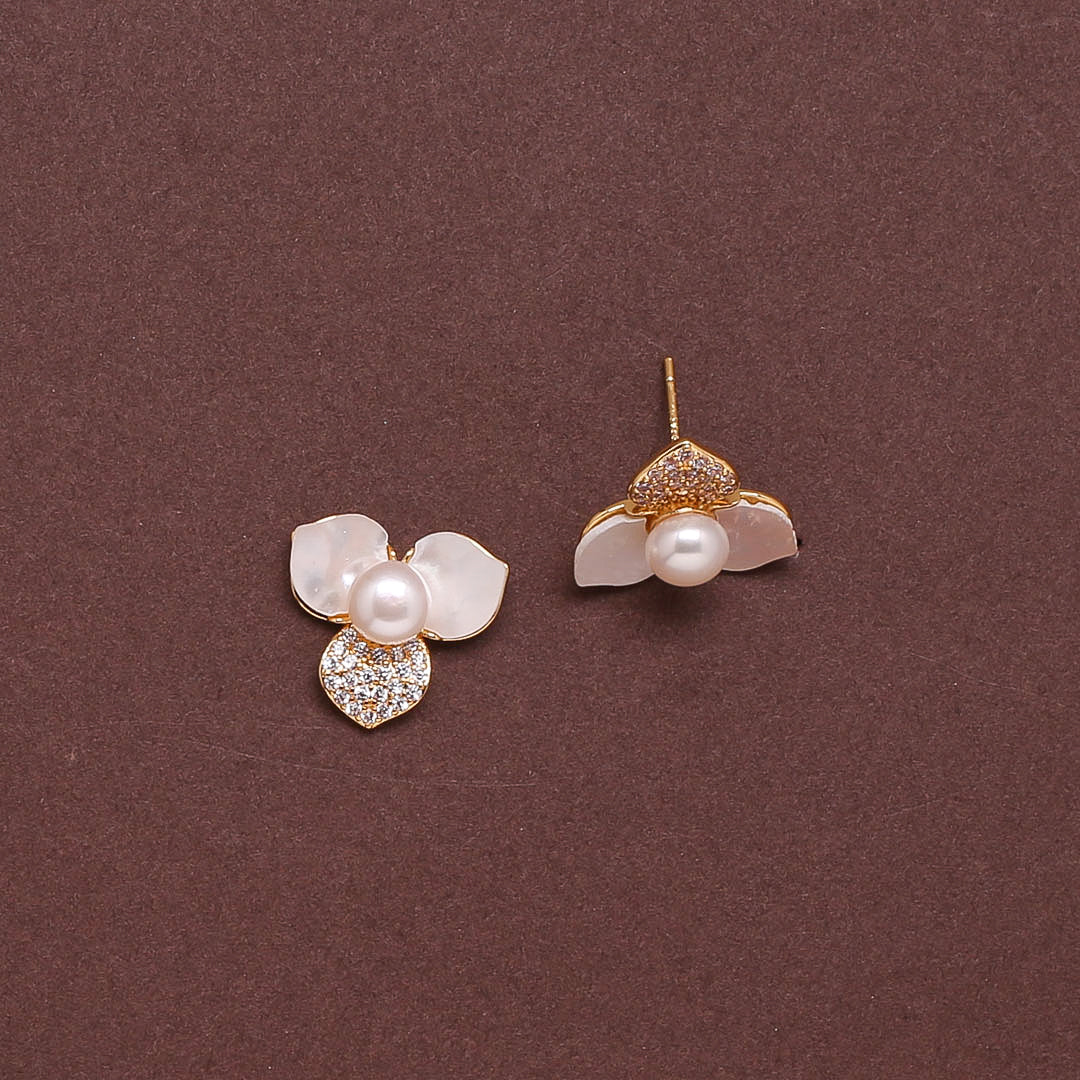 Classic Pearl Flower Studs Freshwater White Pearls