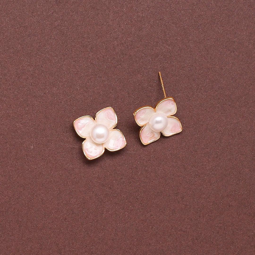 Pearl Petal Meena Studs Freshwater White Pearls