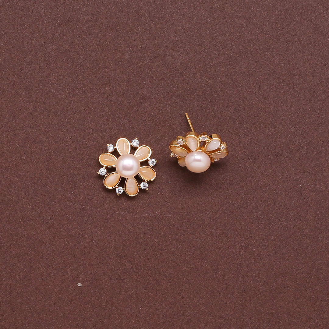 Elegant Fleur Pearl Studs Freshwater White Pearls