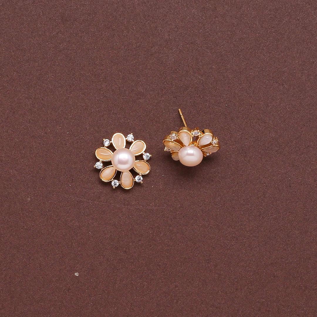Elegant Fleur Pearl Studs Freshwater White Pearls