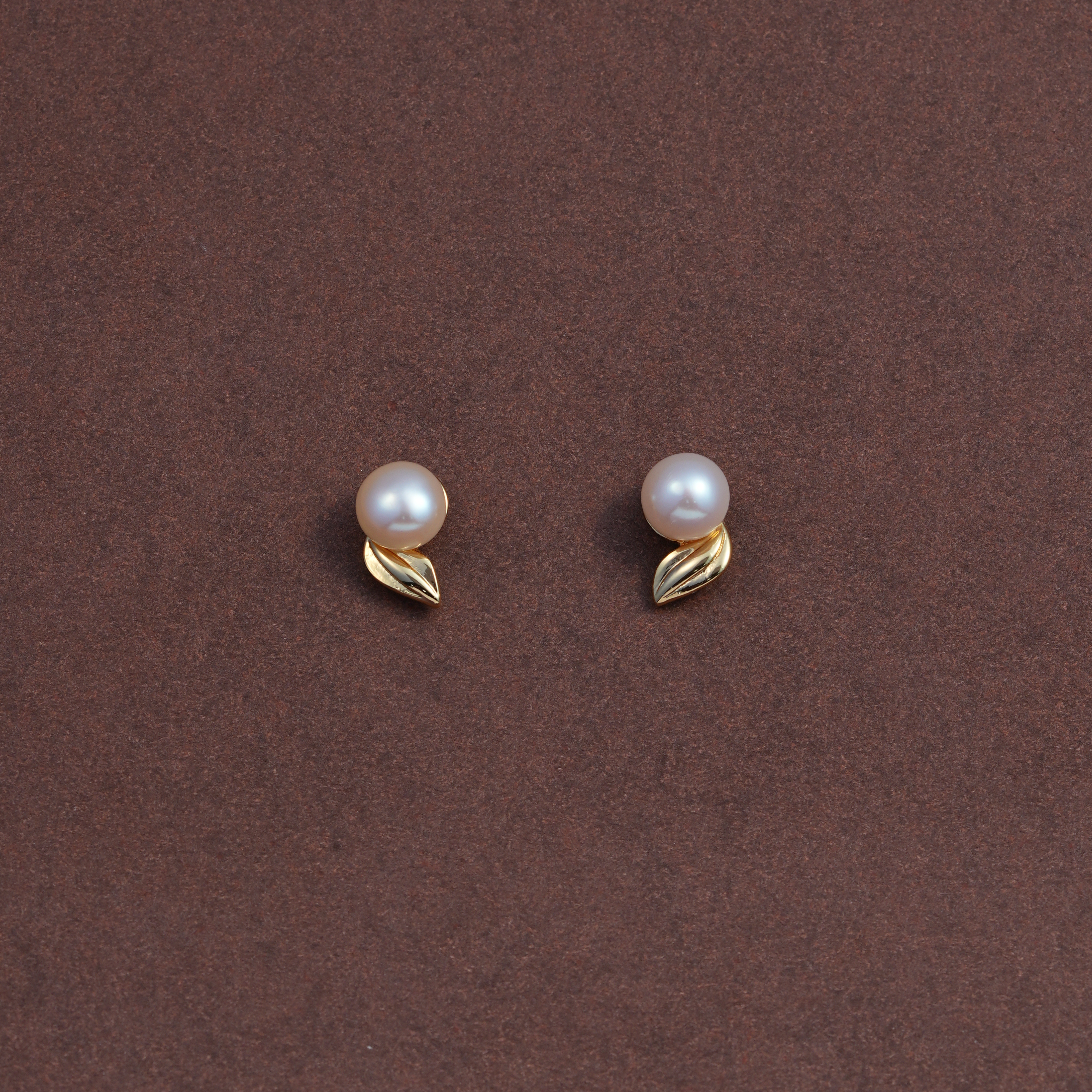 Freshwater White Pearl Stud