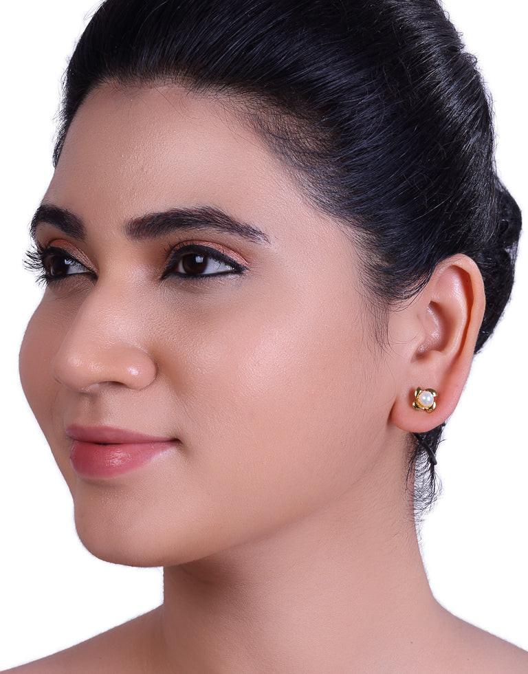 Elegant Freshwater Pearl Fancy Stud Earrings