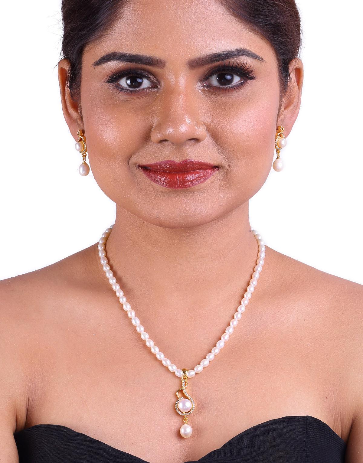 Beaded Pearl Neacklace Tangled With Sacrosant Cz Stone Pendant And Earrings