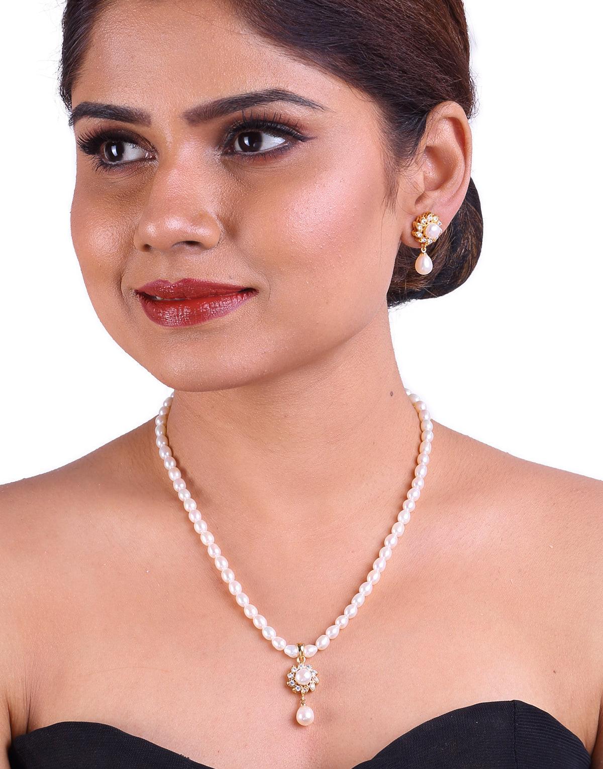 Flower Shaped Depicted Design Set In Cz Stones Tangled In Beaded Pearl Necklace Set
