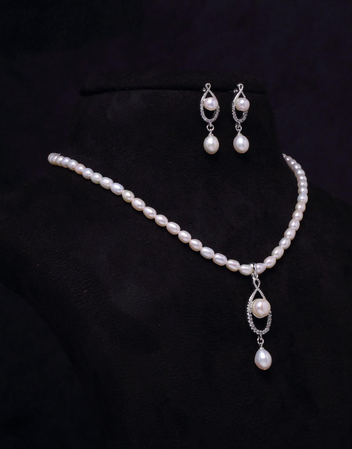 Freshwater Pearl Beaded Necklace With Depicted Design Set In Cubic Zirconia Stones