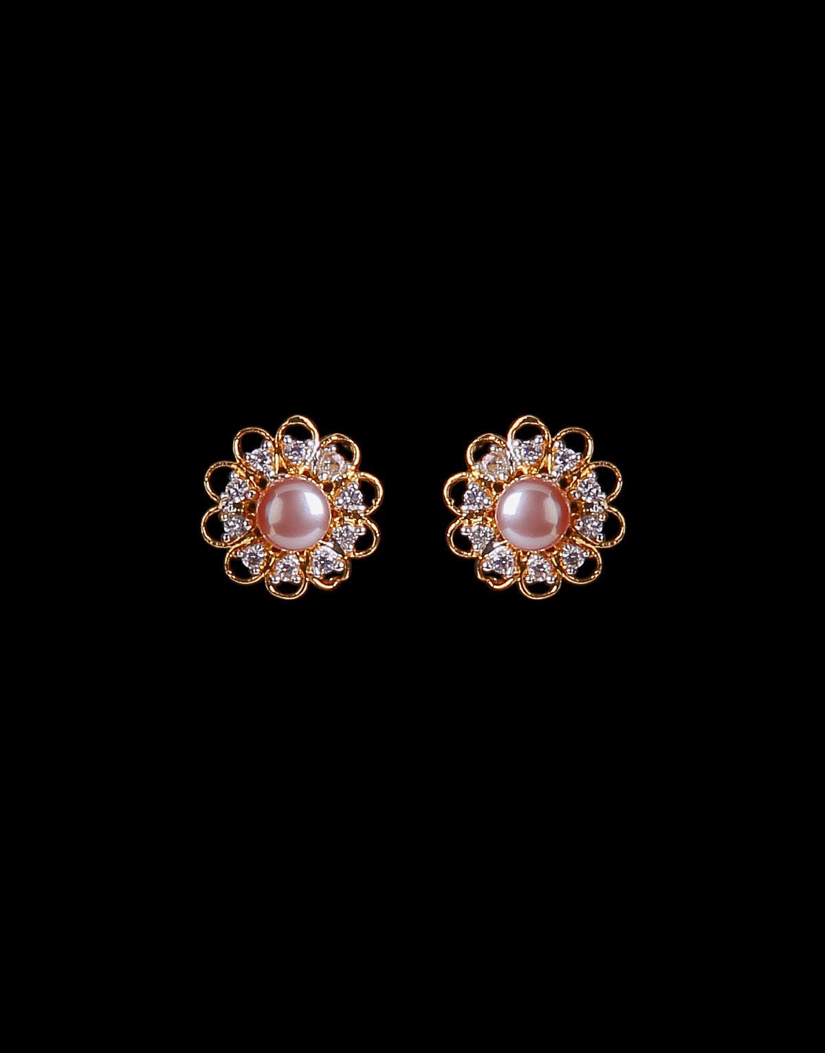 Freshwater Pearl With Cubic Zircon Fancy Stud