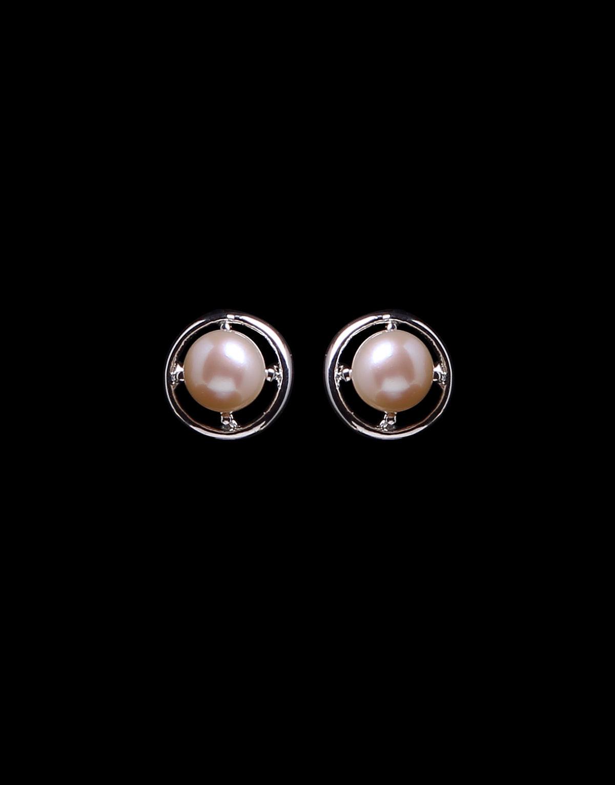 Freshwater Pearl Fancy Stud
