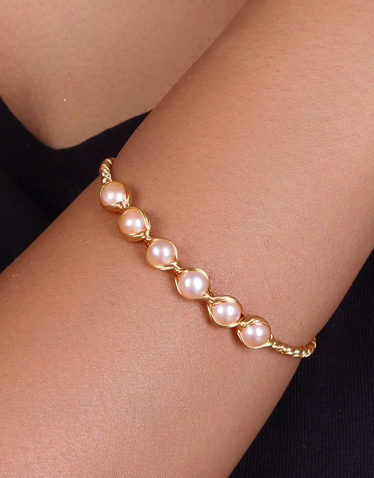 Fancy Pink Round Freshwater Pearl Bracelet