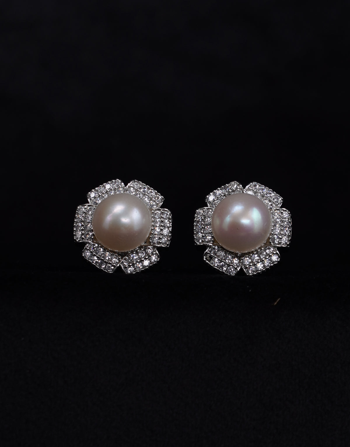 Freshwater White Pearl Studded Gold-Plated Cufflinks