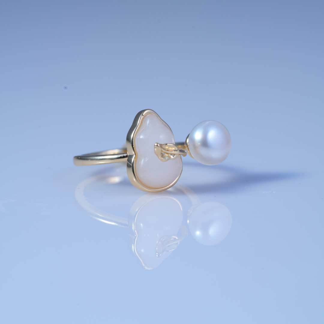 Elegant Bloom Freshwater Pearl Ring