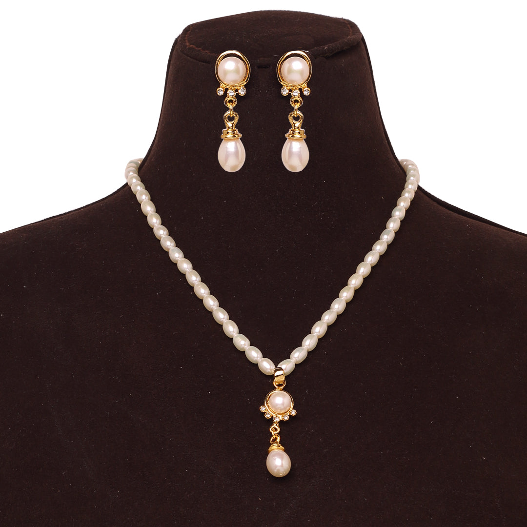 Freshwater Oval Shape Pearl Stone Studded Necklace & Earrings Set