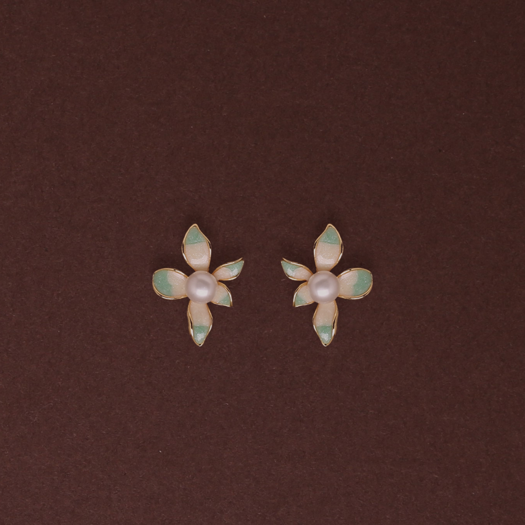 Pearl Enamel Bloom Tops Freshwater White Pearls