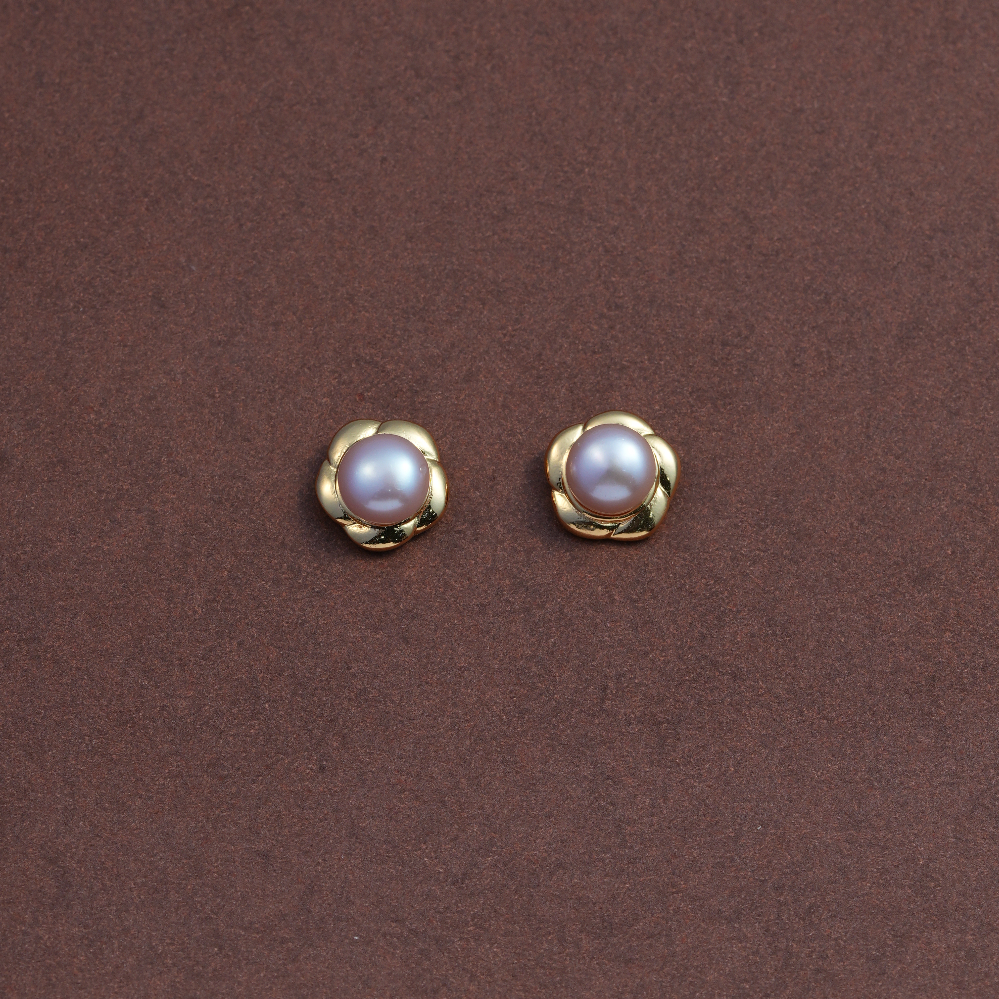 Freshwater Lavender Pearl Stud
