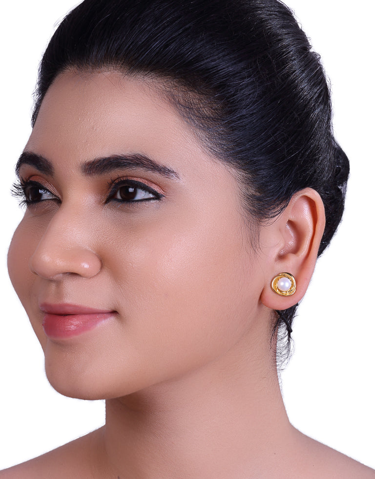 Graceful Freshwater Pearl Fancy Stud Earrings