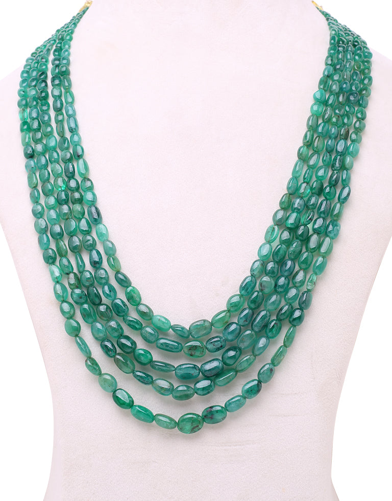 Natural Colour Oval Shape Emerald Beads Necklace