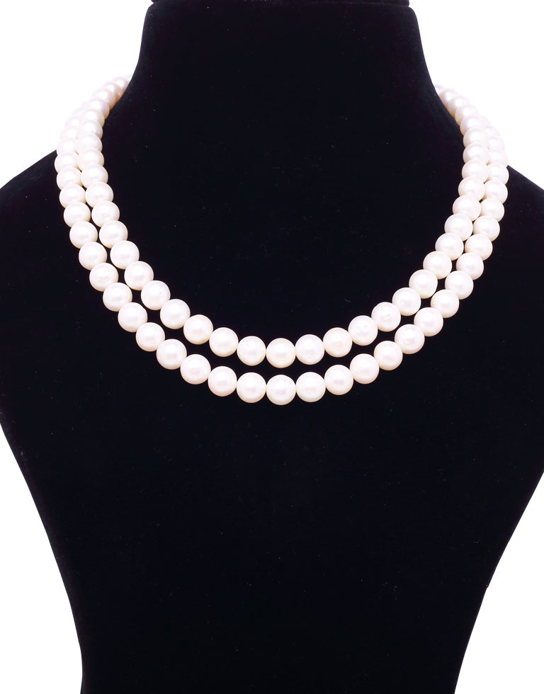 The Lustrous Round White Freshwater Pearl Necklace