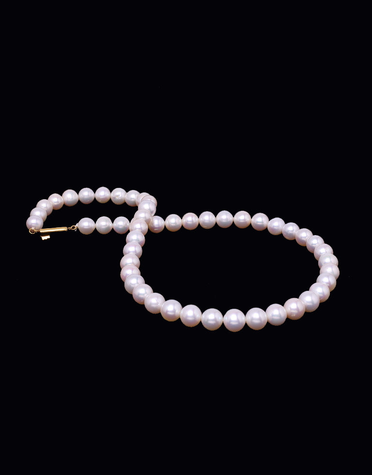 Super Gorgeous white Freshwater Pearl Necklace