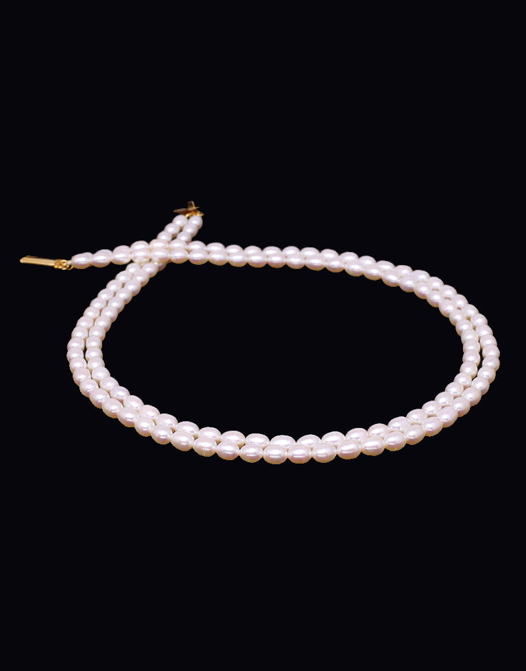 Versatile White Freshwater Oval Shape Pearl Necklace