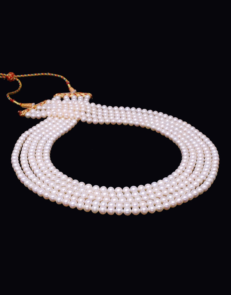 Luminous Round White Freshwater Pearl Necklace