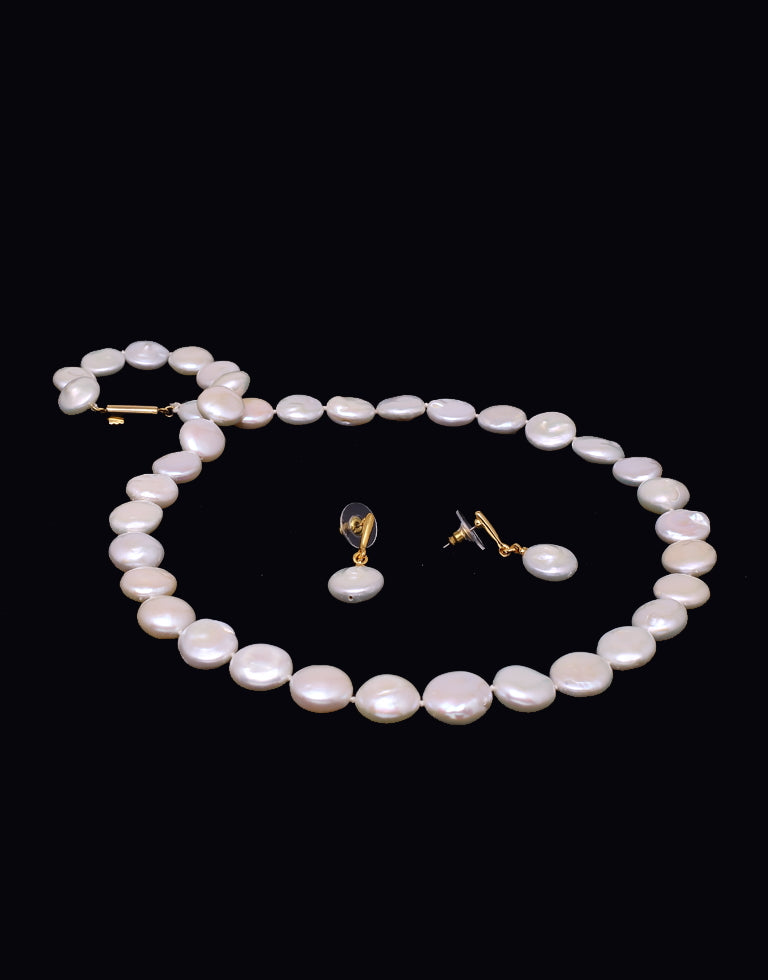 The Opulent White Baroque Freshwater Pearl Necklace Set