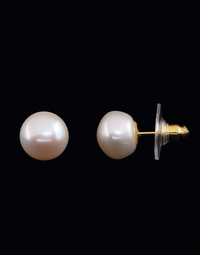 White Freshwater Pearl Stud Earring