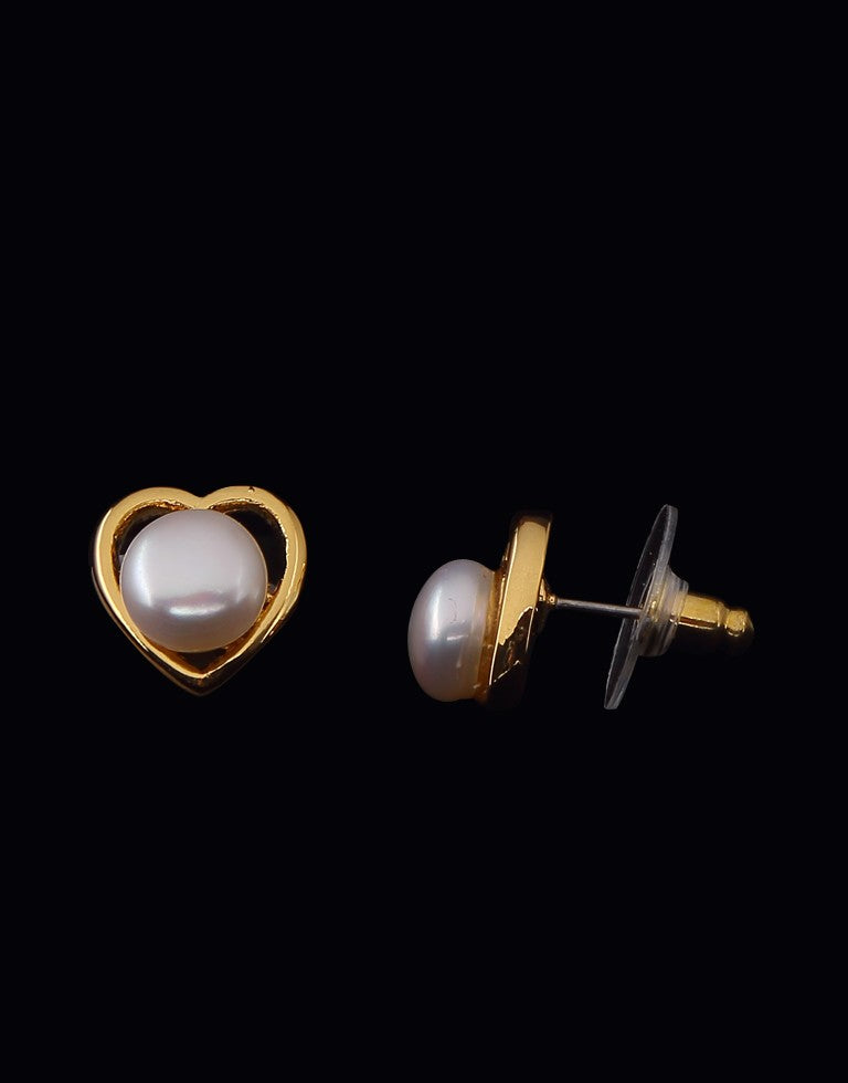 Decorative White Freshwater Pearl Heart Shape Stud Earring