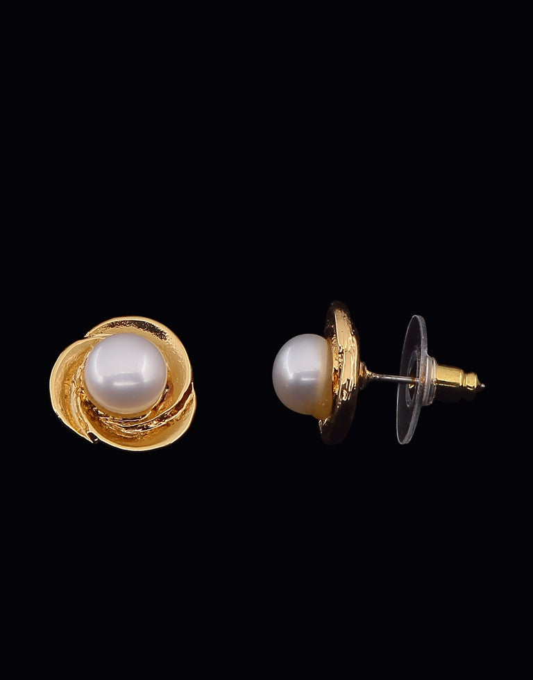 Graceful Freshwater Pearl Fancy Stud Earrings