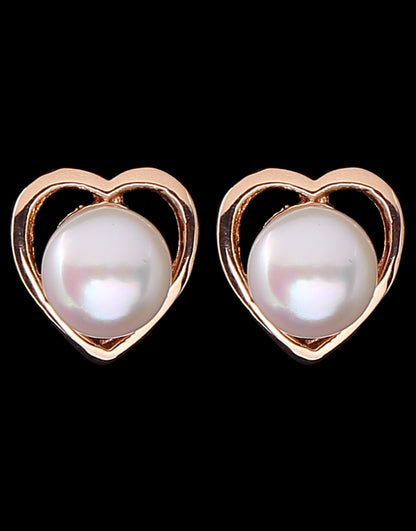 Decorative White Freshwater Pearl Heart Shape Stud Earring