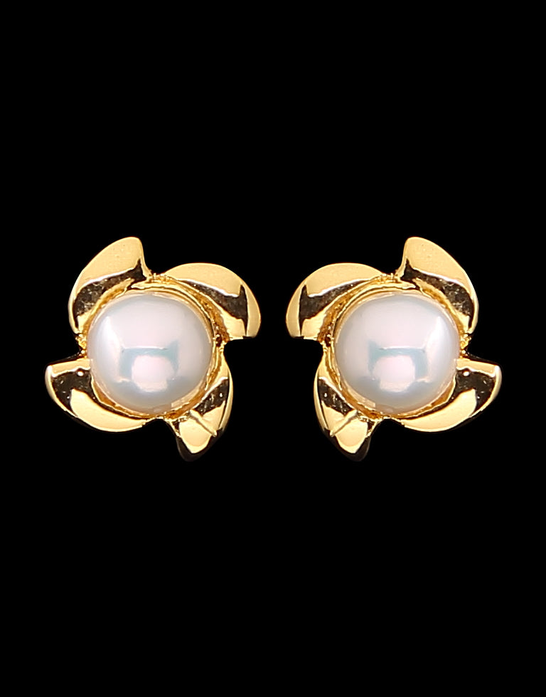Pearl Earrings design Online Kundan | Safed Saarang Earrings | Madhurya