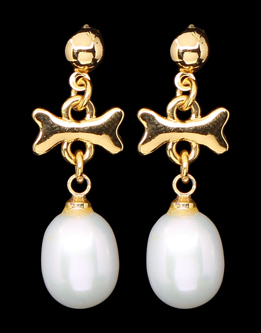 Glowing Freshwater Pearl Fancy Stud Earrings
