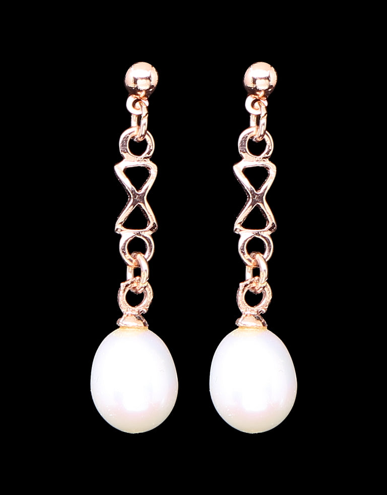 Appealing Freshwater Pearl Fancy Stud Earrings