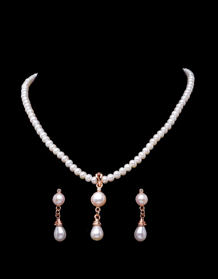 White Round Beaded Freshwater Pearl Set with Drop Shaped Dangled Pearls