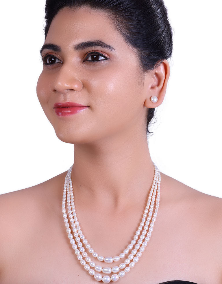 The White Freshwater Oval Shape Graded Pearl Necklace