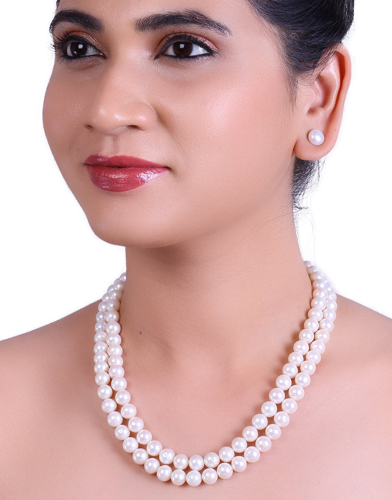 The Lustrous Round White Freshwater Pearl Necklace