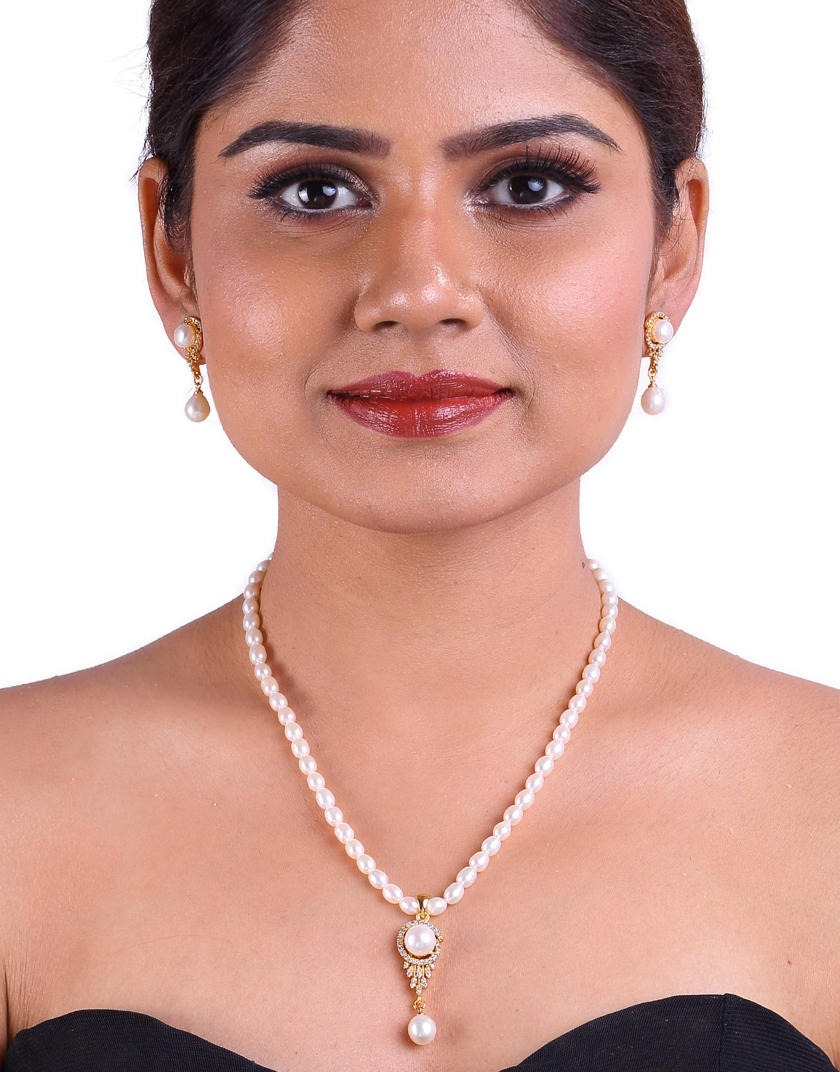 Freshwater Pearl Surrounded In Cz Stones, Beaded Pearls Necklace Set