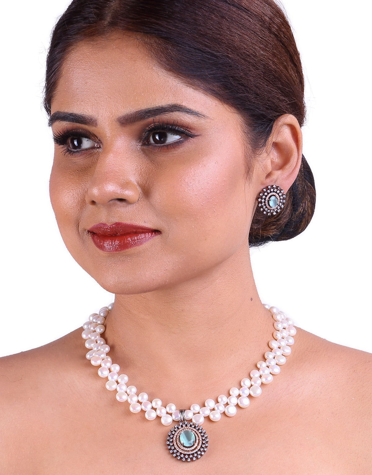 Mesmerising White Freshwater Button Pearl Set, With Cz Semi Precious Stone