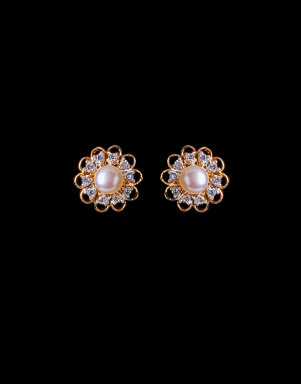 Freshwater Pearl With Cubic Zircon Fancy Stud